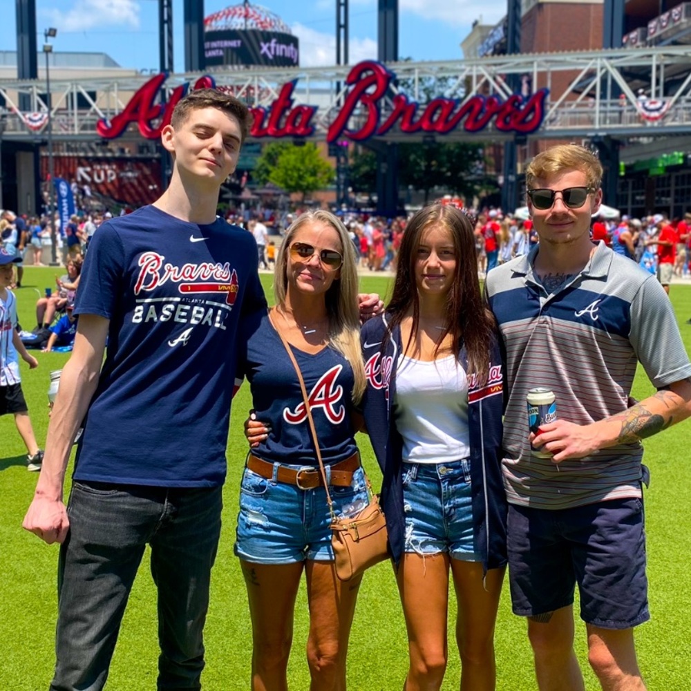 Meet your Posher, Jennifer